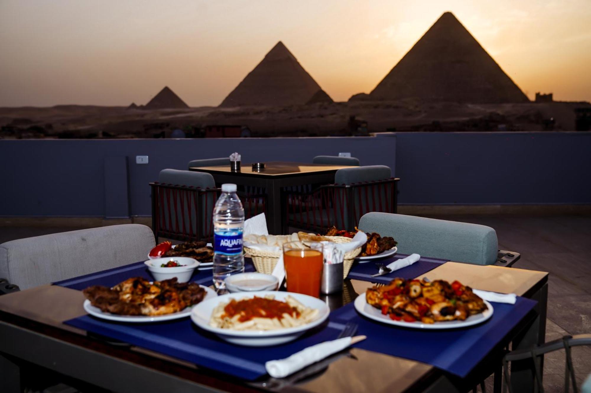 Pyramids Hotel Kafret el-Gabal 외부 사진