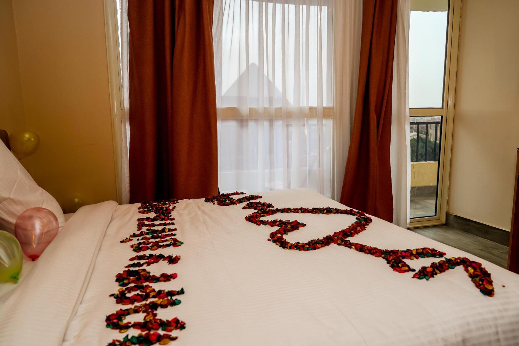 Pyramids Hotel Kafret el-Gabal 외부 사진