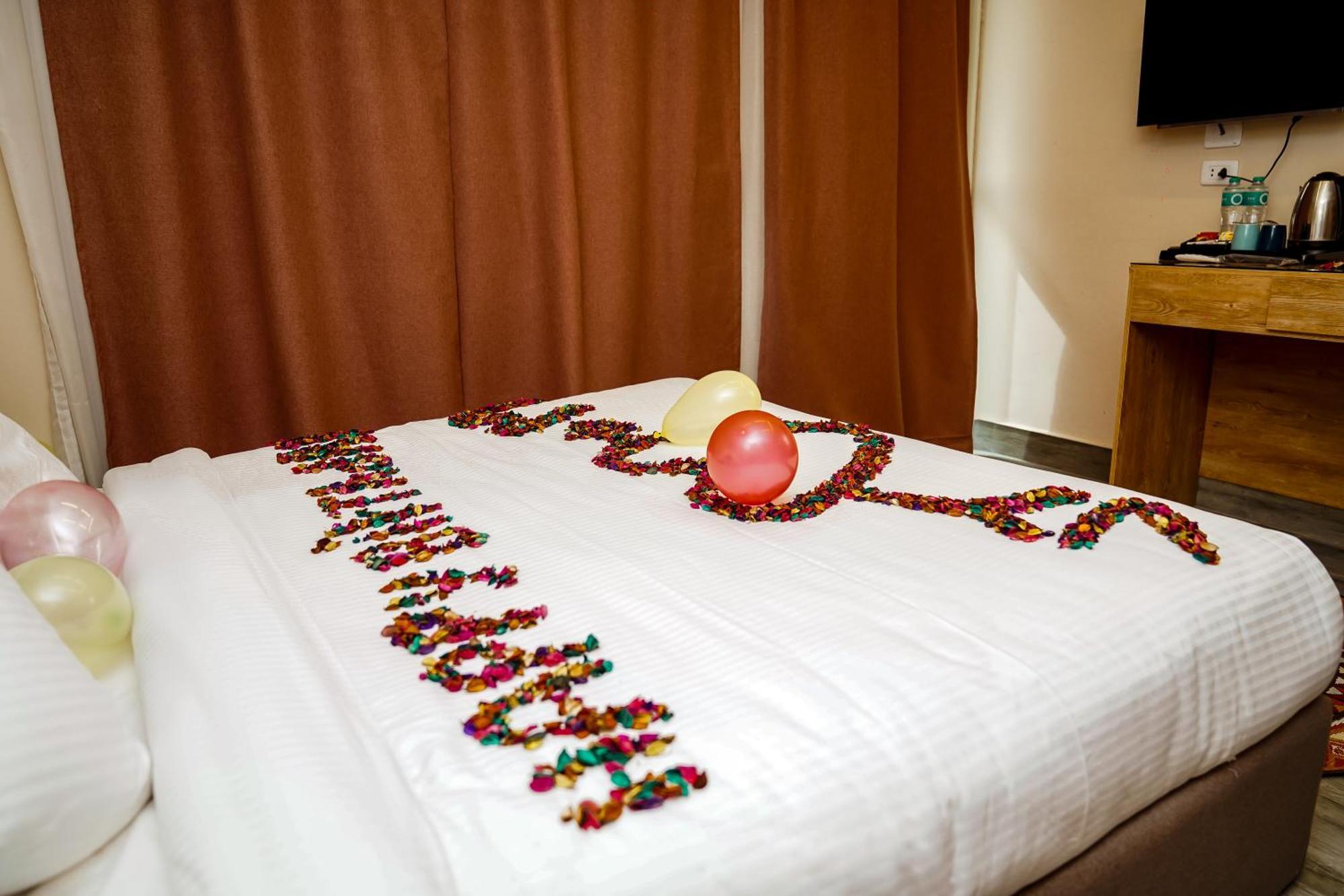 Pyramids Hotel Kafret el-Gabal 외부 사진